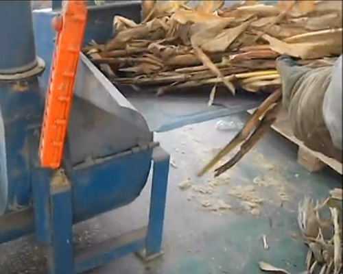 玉米秸稈粉碎機視頻（實拍（pāi））