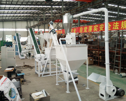 時產1噸（dūn）顆粒飼料機組生產視（shì）頻