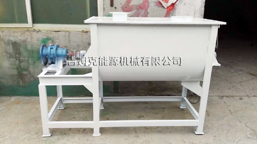 17c一起官网小型飼料攪拌機圖片展示
