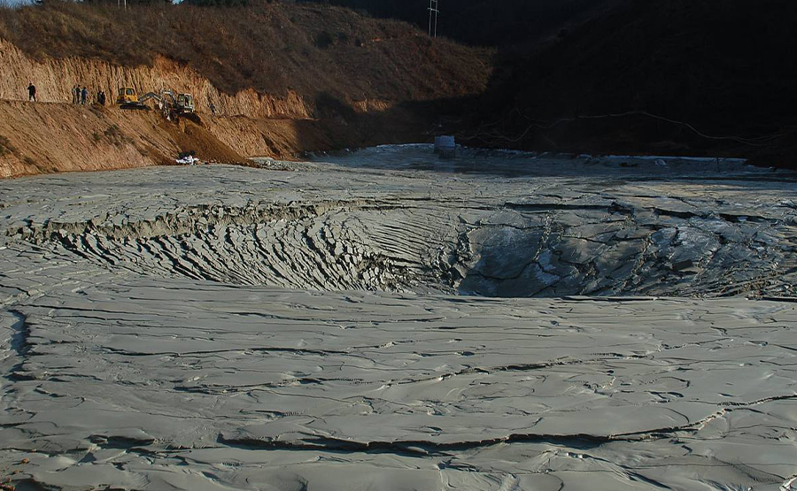 礦粉脫(tuō)水機之臥螺離心機(jī)(圖1) undefined